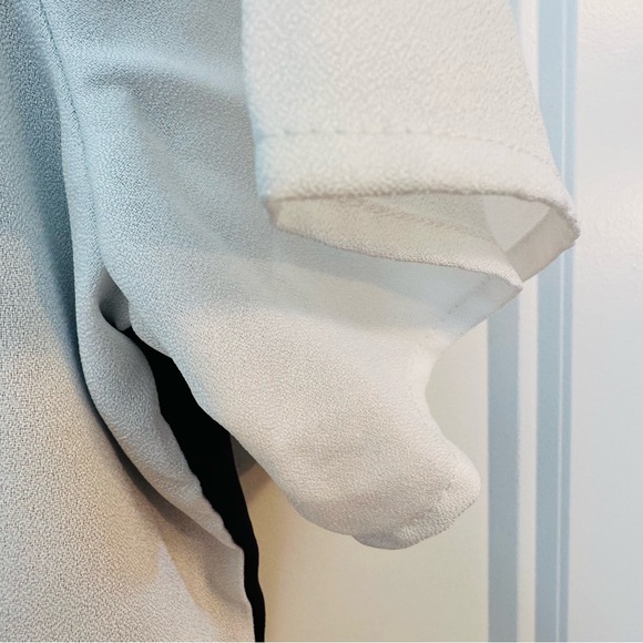 Color block top - Picture 7 of 11